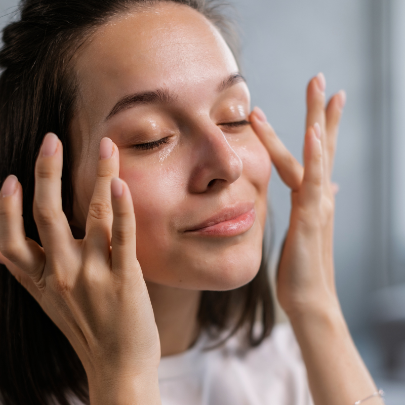 What's the difference between an eye cream and a moisturizer?